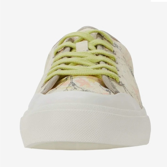 Dolce Vita Bryton Clear Sneakers - Picture 6 of 7
